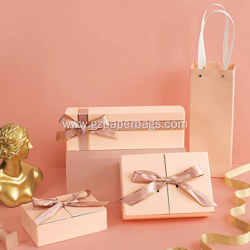 Customized Packaging Decorative Gift Boxes with Ribbons